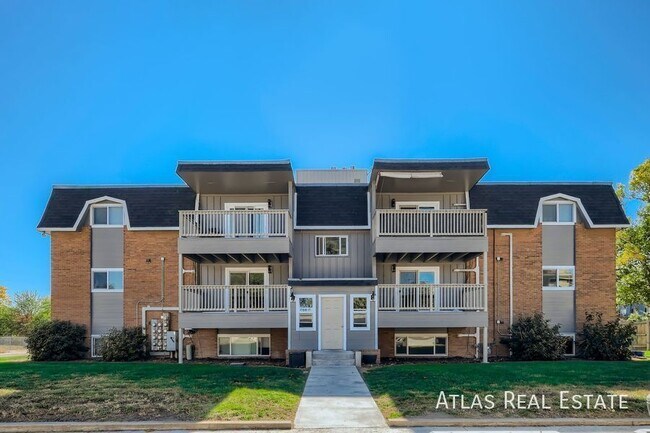 Photo - 1705 30th St Unidad 102