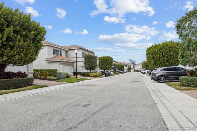 1169 Sepia Ln