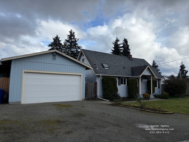 Photo - 1405 4th Ave NW