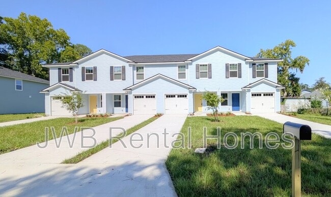 Building Photo - 1116 Comanche St Rental