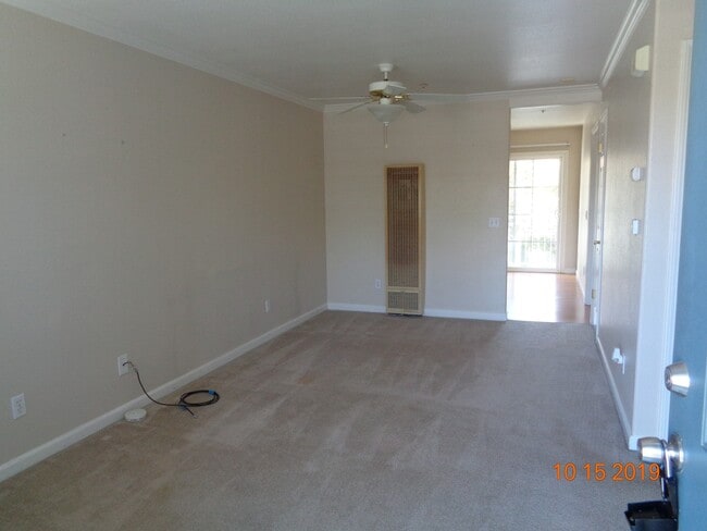 Photo - 2 Bedroom, 1 Bath Apartment in Gated Community Available Now!