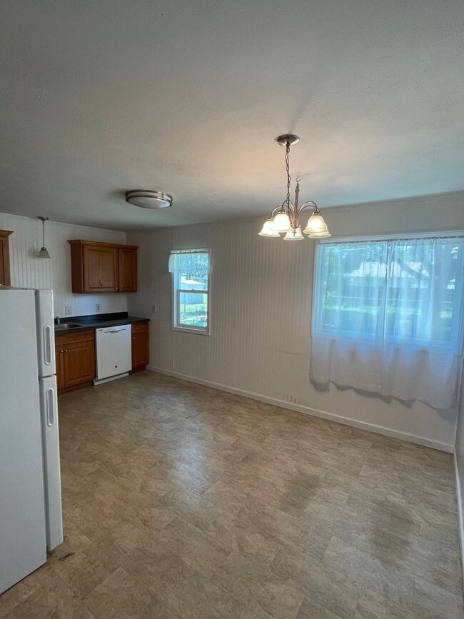 Photo - Great Location, Clean 2 bedroom