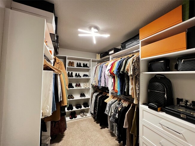 Photo - 13906 Levy Ln