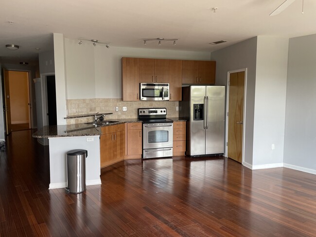Photo - 898 Oak St SW Unidad 1317 Rental