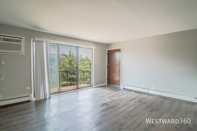 Photo - 1665 Harbor Ave Unit 3S