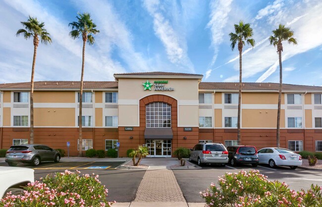 Photo - Furnished Studio-Phoenix - Biltmore Apartment