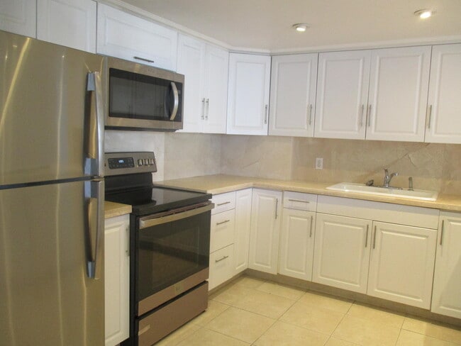 Photo - 2801 NE 183rd St Unit 1112w