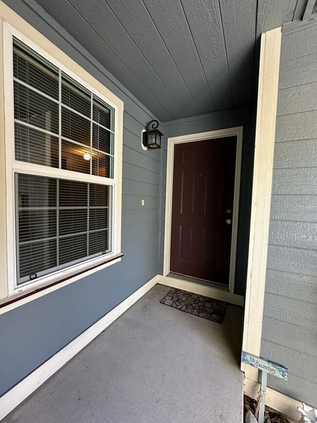 Photo - 3 BedRoom , 2 Bathroom , 2 Car Garage , AC