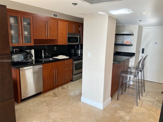 Photo - 100 Lincoln Rd Unit 716