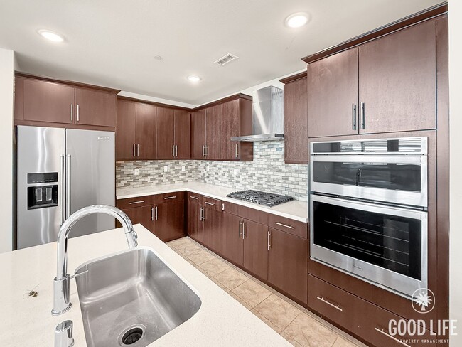 Photo - 3B/2BA Home with Private Elevator & Mountain Views!