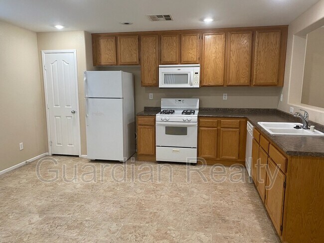 Photo - 66 Branch Field Ave