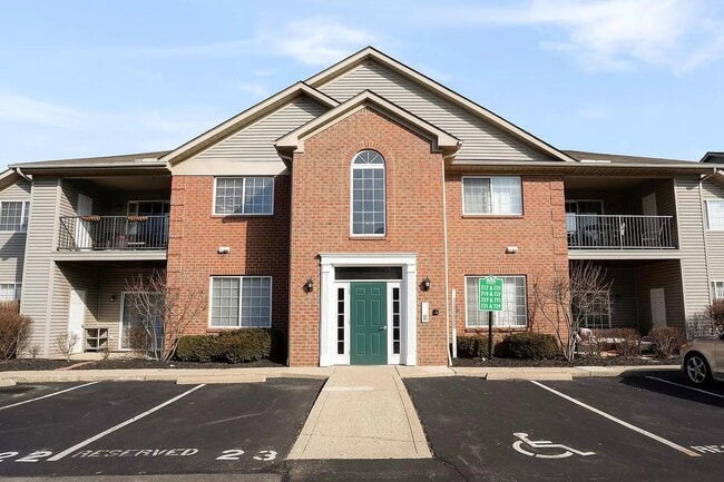 Building Photo - 729 Spring Valley Dr Unit 729