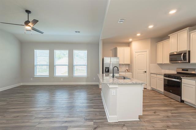 Photo - 805 Jackel Dr