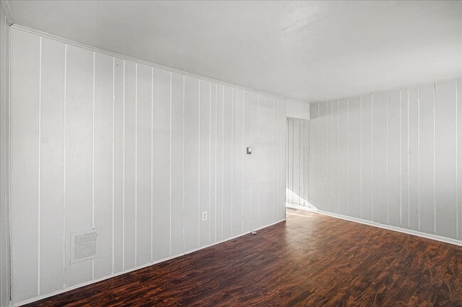 Photo - 1314 Argus Rd