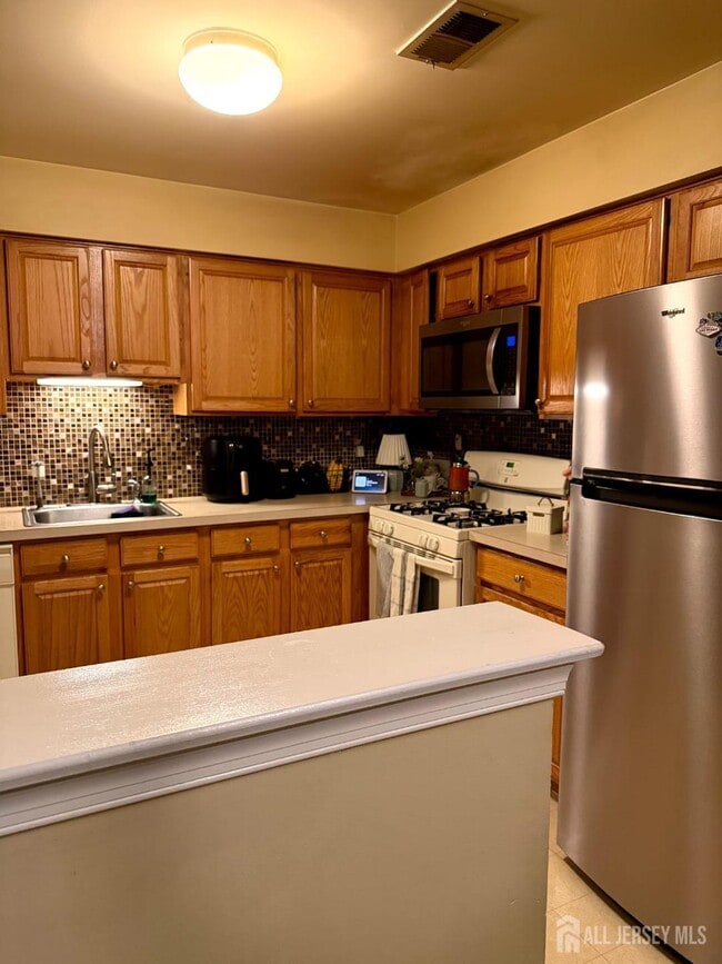 Building Photo - 1216 Dogwood Ct Unit 1216