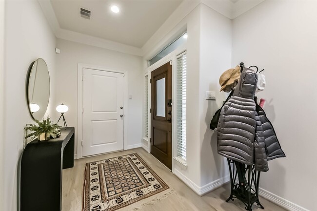 Photo - 4515 Lillian St