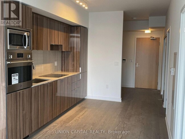 Photo - 11 Wellesley St W Unité 4909