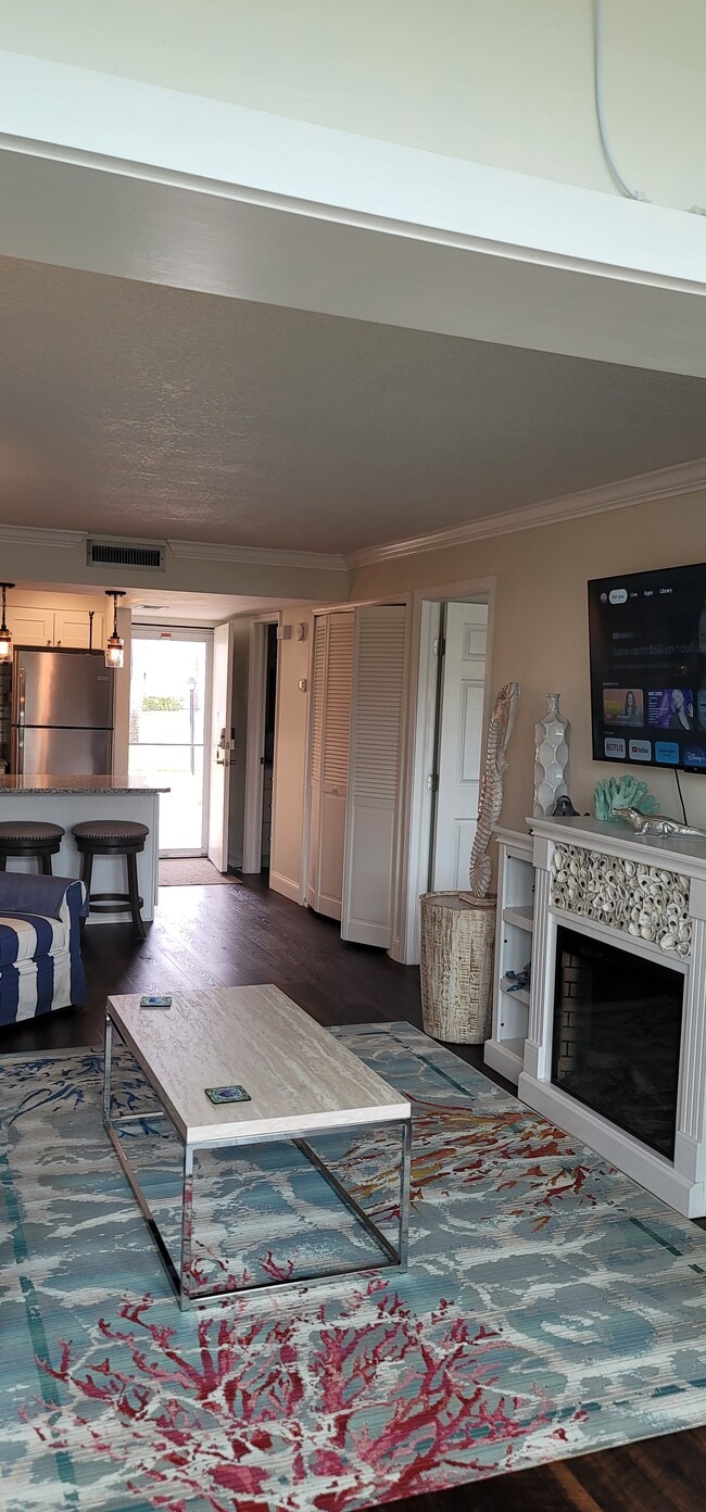 Photo - 1830 Robalo Dr Unit B103