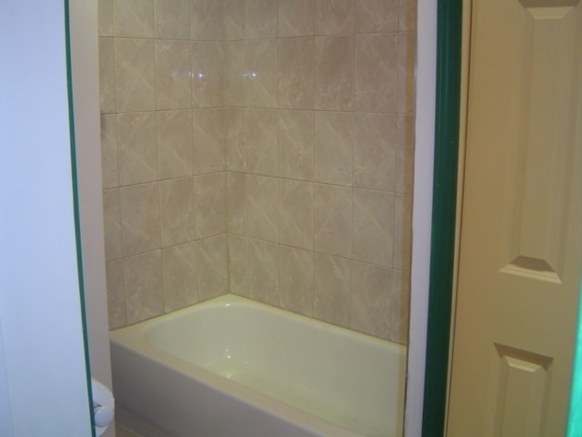 Photo - 1131 W 18th St