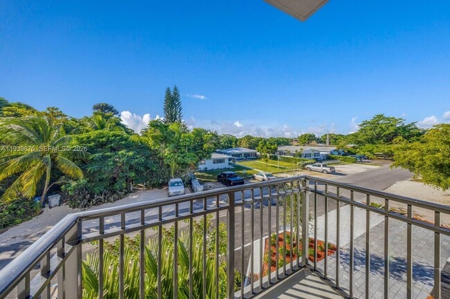 Photo - 20 NE 19th Ave Unit 212