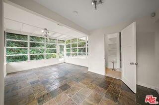 Photo - 1581 Clear View Dr