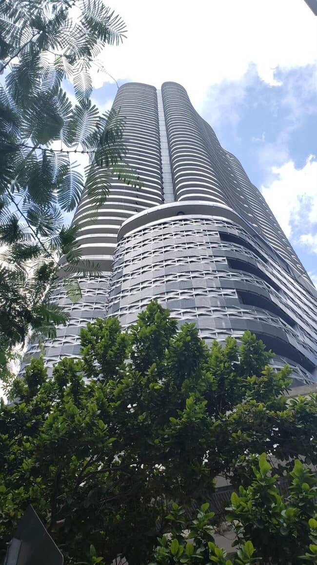 Photo - 1000 Brickell Plaza Unit 4907