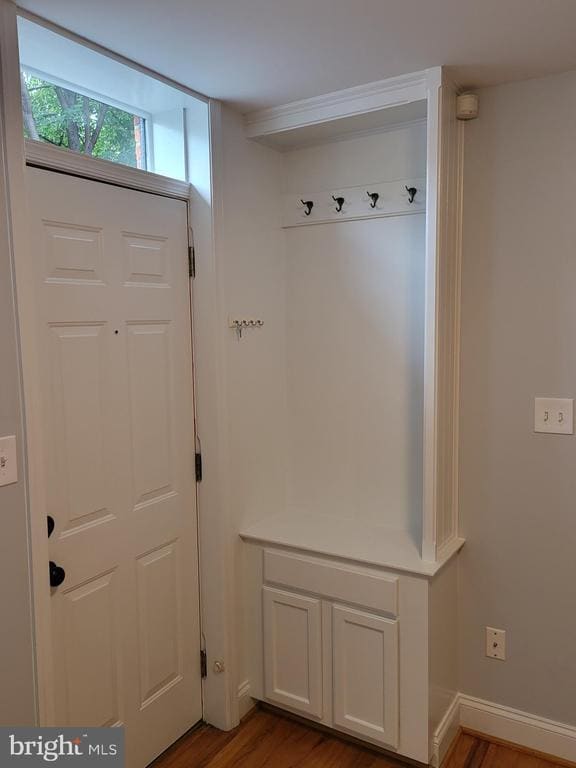 Photo - 2307 Foster Ave