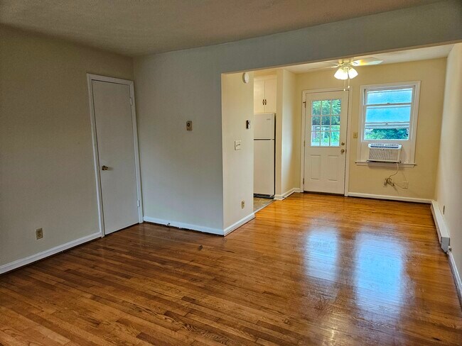 1305 Belleview Ave