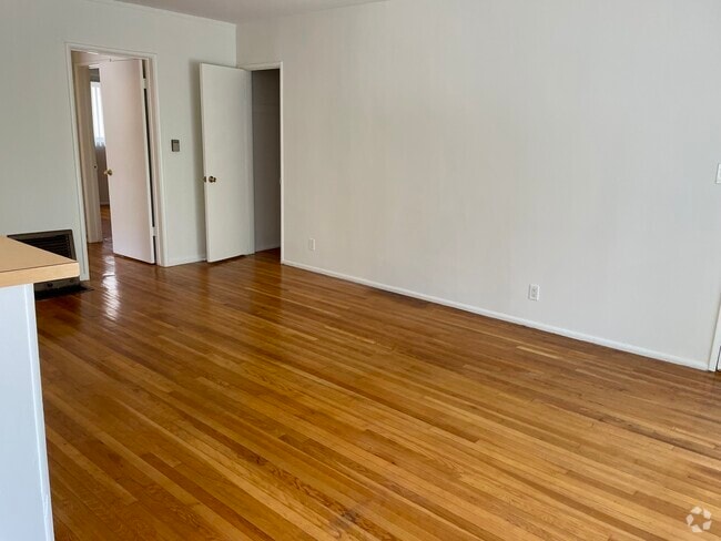 Building Photo - 3661 Regal Pl Unit A Rental