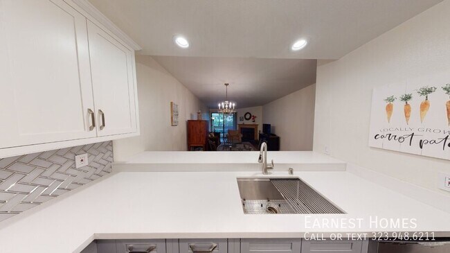 Photo - 3480 Barham Blvd Condo Unit 109