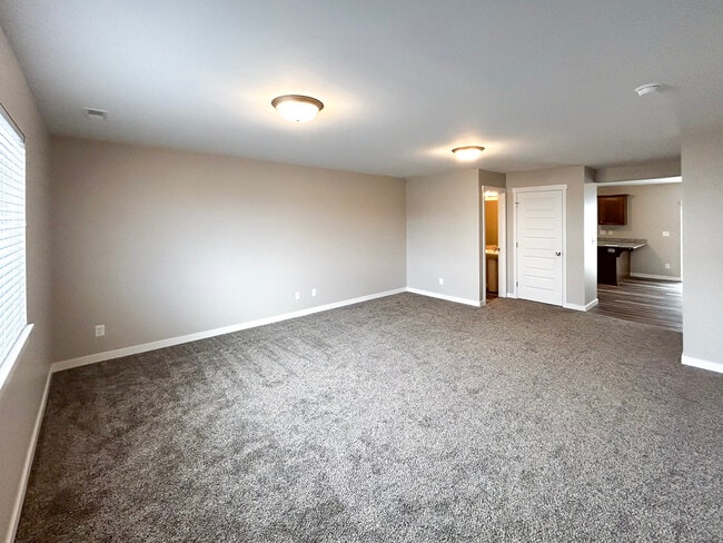 Photo - 148 Margette Way
