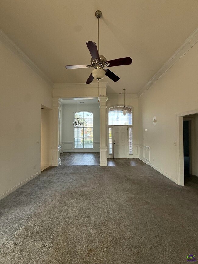 Photo - 136 Roseine Dr