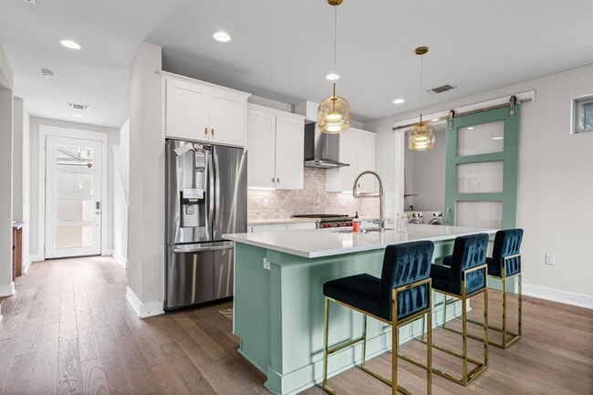 Photo - 2906 Webberville Rd