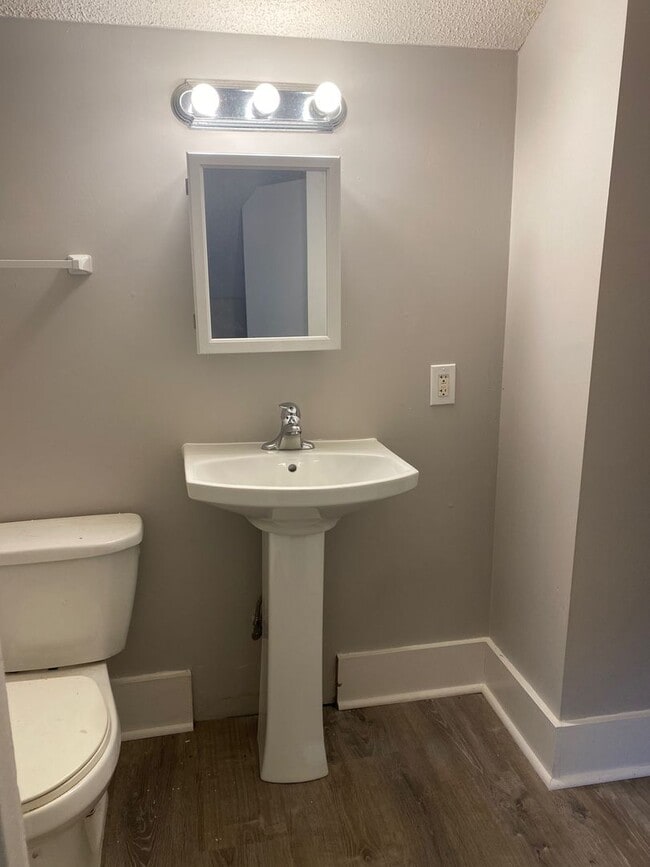 Photo - 2435 Portland Ave Unidad 2