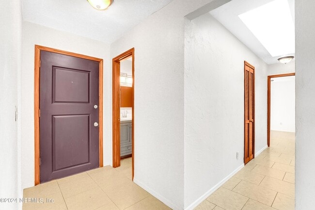 2366 Bitternut Way