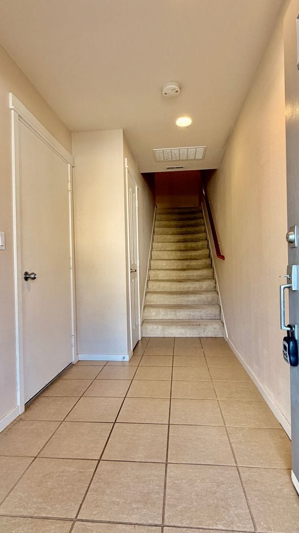 Photo - Spacious 2 Bed 2.5 Bath Lakemont Townhome with Greenbelt Views.