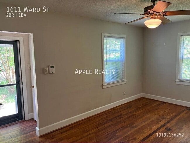 1611 Ward St