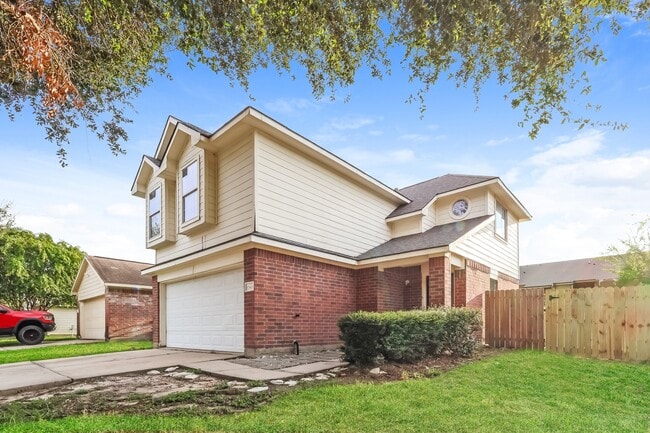 Building Photo - 17919 Greenbriar Park Rental