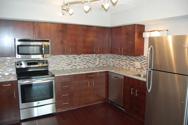 Kitchen - Phog at Bar Med Center