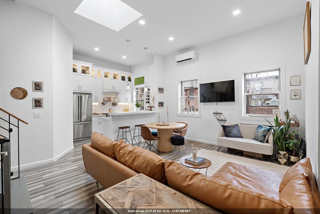 Building Photo - 405 Bloomfield St Unit 4