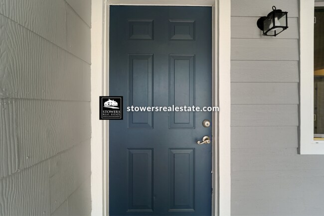 Photo - 2073 Overhill Rd