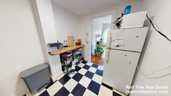 Photo - 470 Beacon St Unit 9