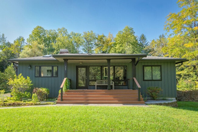 Photo - 327 Co Rd 12 Unit SI ID1492967P