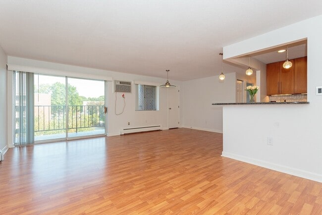 Photo - 64 Main St Unit 52B
