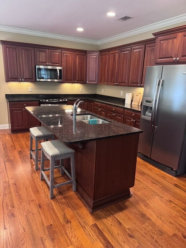 Photo - 1021 Porch View