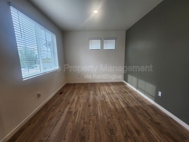 Photo - 508 Ledge St