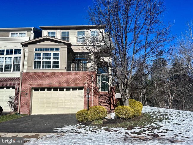 Photo - 43270 Sunderleigh Square Townhome