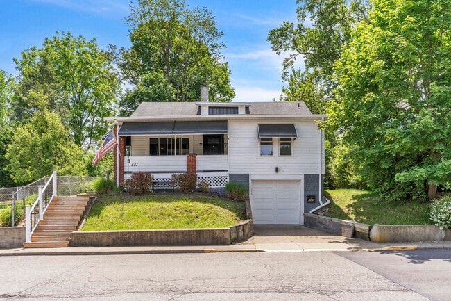 Photo - 2 Bed 1 Bath in Rochester, PA