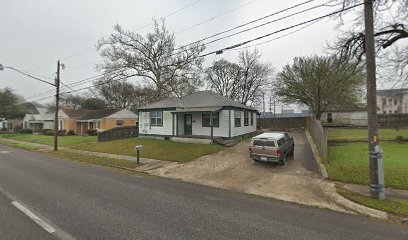 604 E Main St