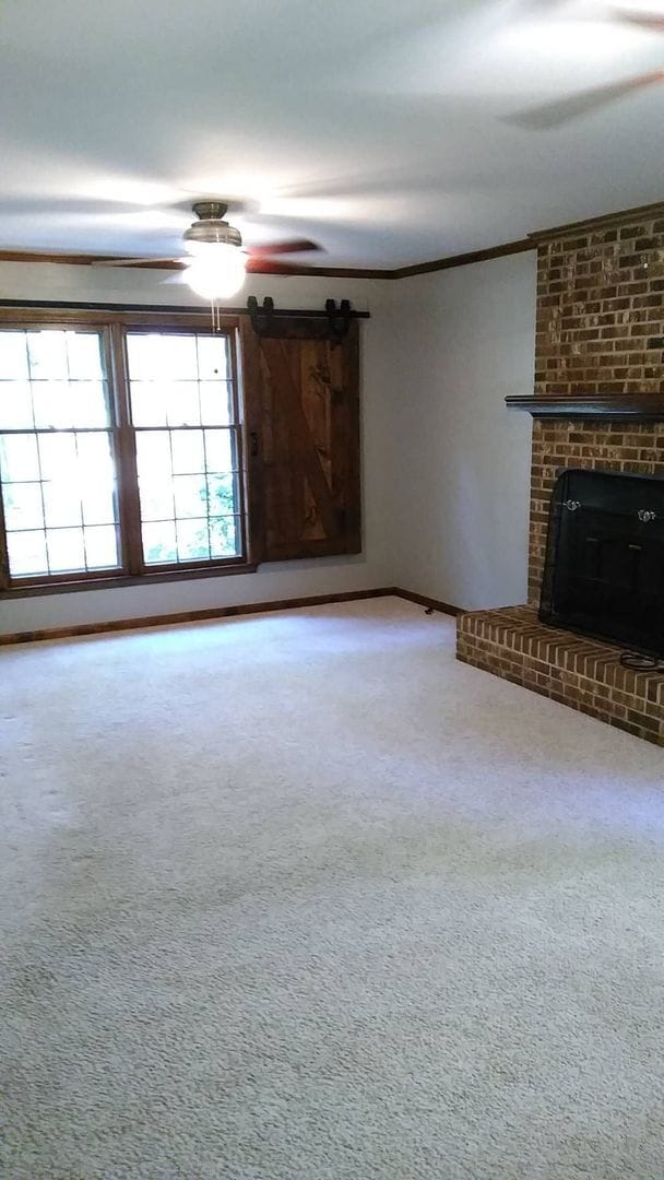 Photo - 433 Raintree Dr